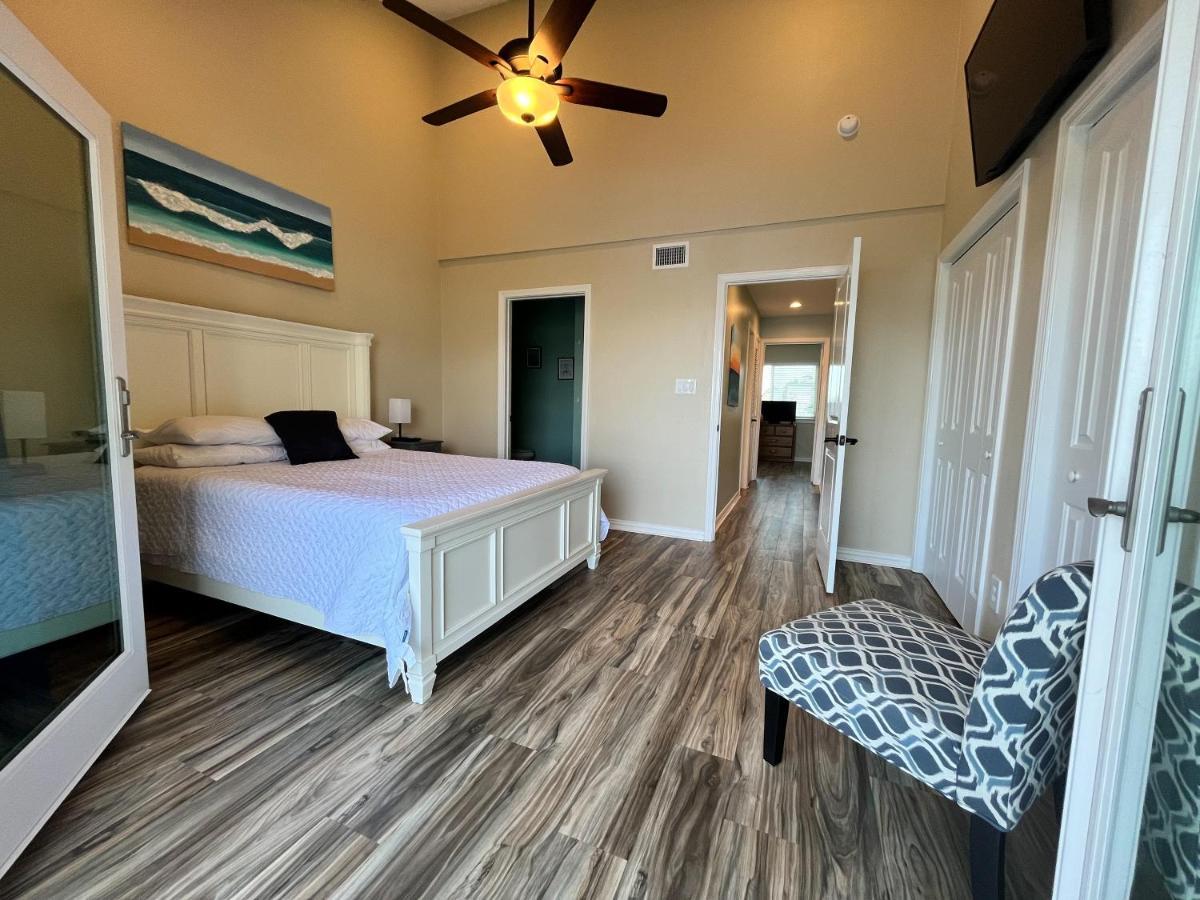 Rockport Waterfront Condo With A View Exterior photo